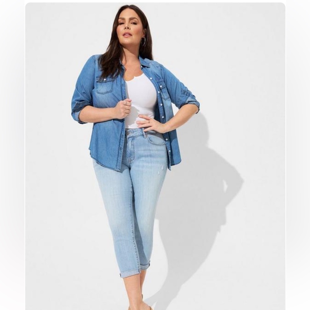 torrid Crop Boyfriend Vintage Stretch jeans